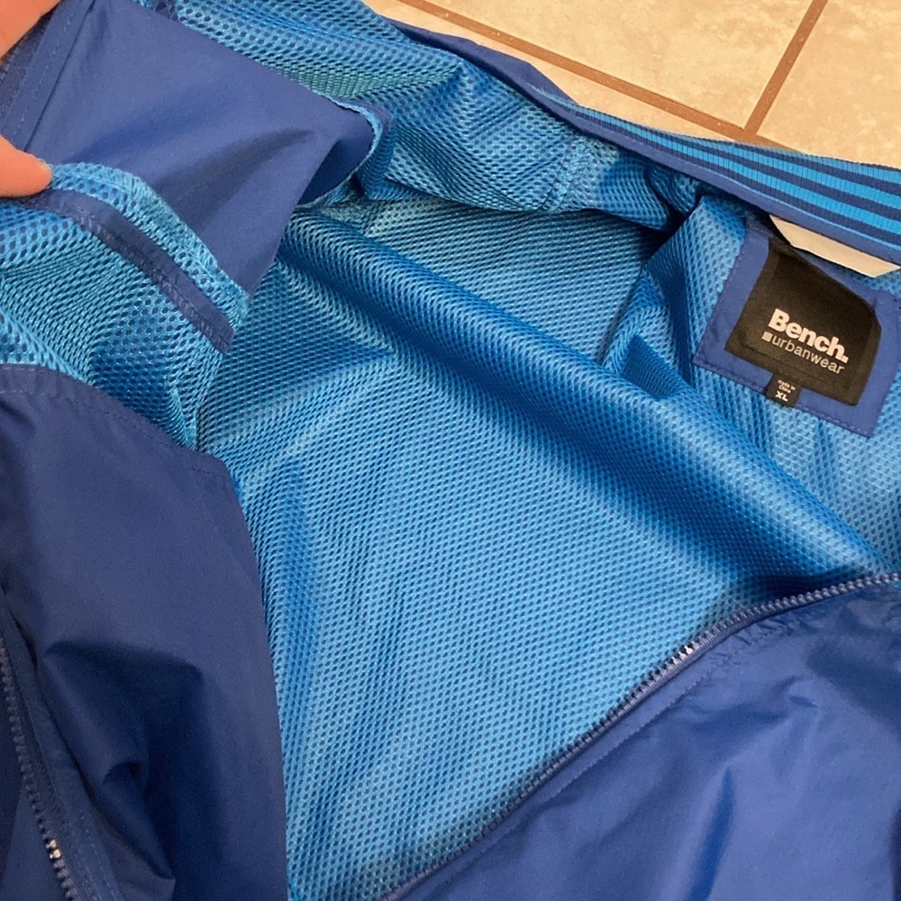 Bench Lightweight Jacket - Picture 8 of 12